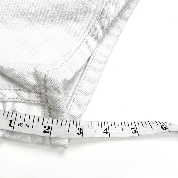 Free People Sweet Surrender Floral Lace Trim Denim Shorts. White. Size 27 - Picture 10 of 15